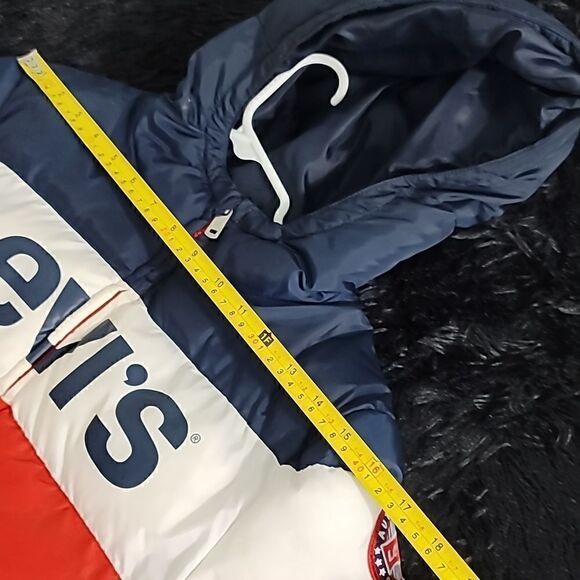Levi Rocket Puffer hood red blue Boys 10/12 Size Medium - Picture 8 of 10